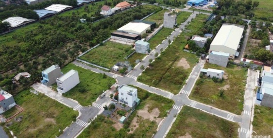 Khuôn đất vuông vức bán gấp 81,5 m2 thổ cư, đường nhựa 10m, đường Võ Văn Bích