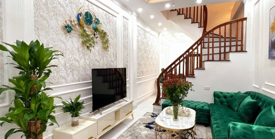 Trung tâm Cầu Giấy - ngõ 3 gác - nhà mới đẹp - ở luôn - 36m2 - nhỉnh 3 tỷ