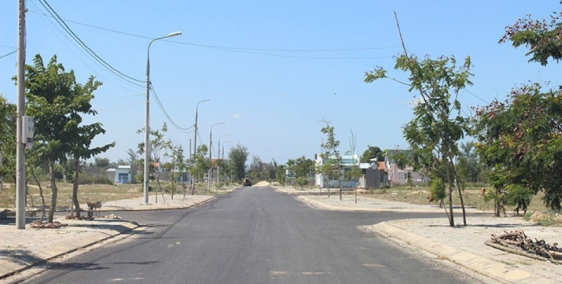 Đất thổ cư 100% vị trí siêu đẹp tại Q.9 giá chỉ 35tr/m2