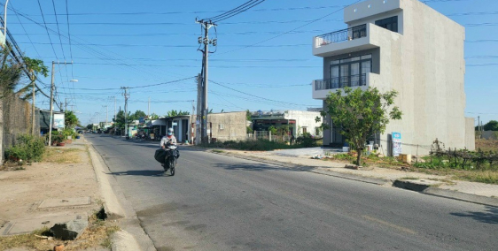 BÁN GẤP LÔ ĐẤT GIÁ NGỘP NGAY MT TVG