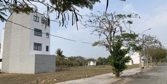 Hàng hiếm view sông Topia Garden MT Bưng Ông Thoàn - Q9 DT 96m2/3tỷ190