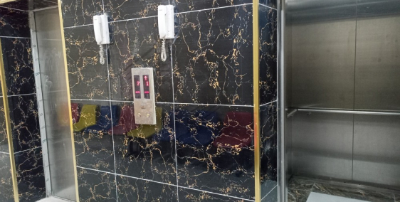 Bán chung cư Mễ Trì Thượng 82m2 chỉ 1.8 tỷ vào ở ngay