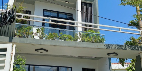 Nhà 3 tầng Lê Văn Thứ, Mân Thái, Sơn Trà,Đà Nẵngfull nội thất, gần sát biển 50m