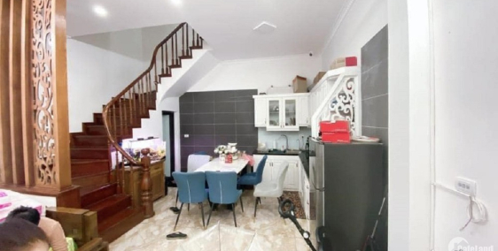 Ngộp NH bán gấp nhà Nguyễn Tri Phương, 3 tầng chỉ 3.4tỷ