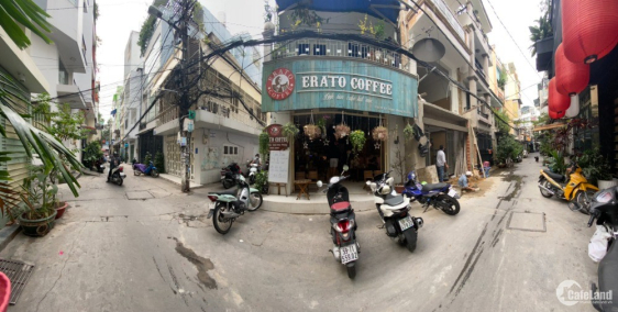 Nhà gốc 2 mặt tiền, 1 trệt 1 lầu, tiện kinh doanh, mua bán, ngay chợ hoa Hồ Thịỷ