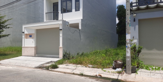 Bán gấp lô đất MT phường Tân Đông Hiệp, thành phố Dĩ An, SHR,80m2. Giá chỉ 2.2tỷ