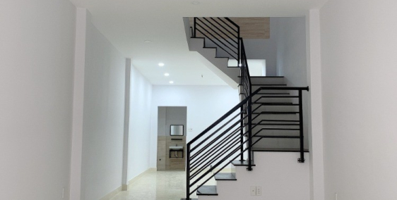 Bán nhà quận Tân Bình, Hẻm 5m, 70m2 chỉ 7.3 tỷ, Khu VIP Nguyễn Đức Thuận