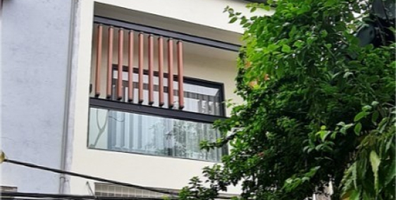 (Ô TÔ VÀO) Bán nhà ngõ 24 Ngọc Lâm, 46Mx5T, Tặng toàn bộ nội thất, giá 4.96 tỷ