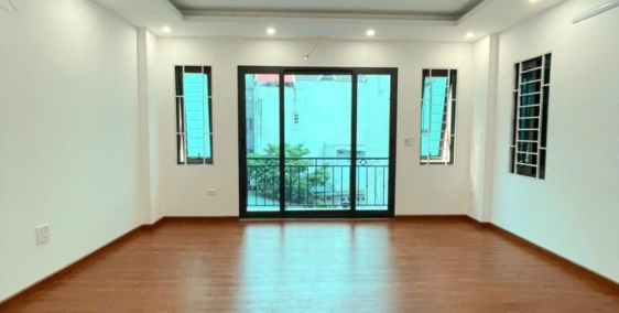 Bán nhà lô góc tại Xuân Đỉnh, DT 36m2 xây 5 tầng, thiết kế Tân Cổ Điển, 3.75 tỷ