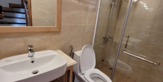 bán nhà phố phú thượng, tây hồ, dt 35m2, lô góc 2 mặt thoáng, 5 tầng, giá 3.5 Tỷ