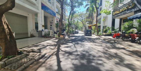 Bán Nhanh Lô Đất Đẹp Nhất Phú Mỹ Hưng, Hưng Gia 1, DT: 111m2. Giá: 23 tỷ (TL)