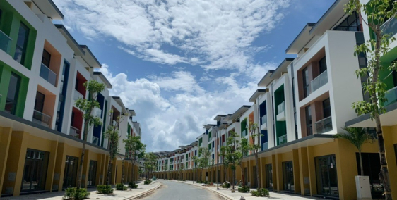 Cần bán chuyển nhượng căn shophouse 3.5 tầng 117m2 giá 8,5 tỷ khu Apricot GĐ1