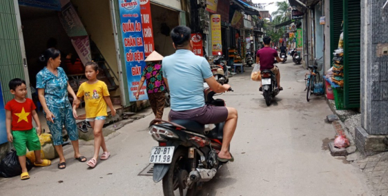 Siêu phẩm ô tô đỗ trong nhà, Định Công, DT 61m2 x 4 tầng, giá 4,3 tỷ