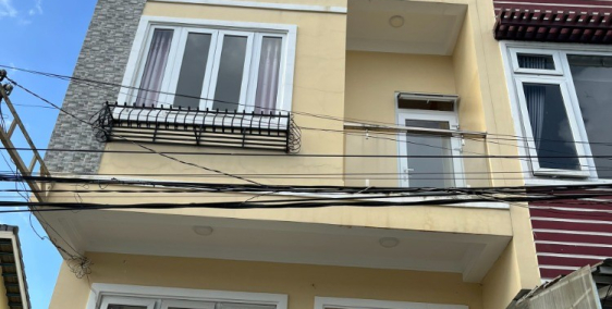 Bán gấp khách sạn mới hẻm Mai Hắc Đế, P6, Đà Lạt, giá cực kì tốt