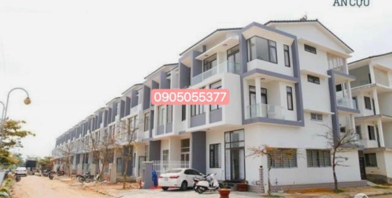 ra mắt 20 căn nhà phố ngay trung tâm huế.