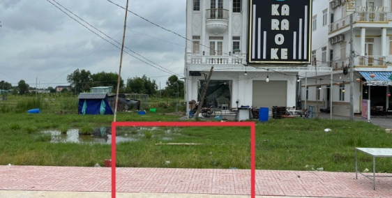 Lô 2 Mặt Tiền Khách Ngộp, Công Chứng Ngay 800TR