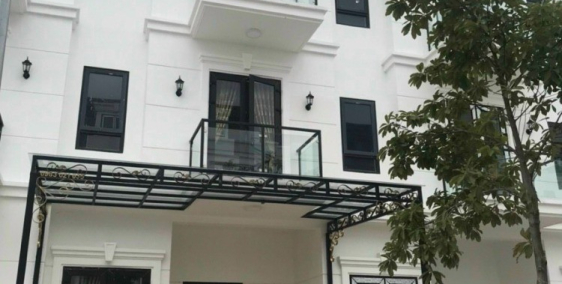 Bán nhà phố liền kề trực thuộc trung tâm thành phố thủ đức giá 6.9 ty