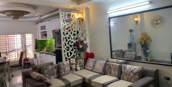 Mặt phố Đội Cấn sầm uất gần Lăng Bác 45m2x4T chỉ 10.38 tỷ. LH 0989.62.6116