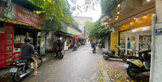 BÁN NHÀ GẤP NHÀ ĐẶNG VĂN NGỮ - TRUNG TÂM  ĐỐNG ĐA - Ô TÔ TRÁNH