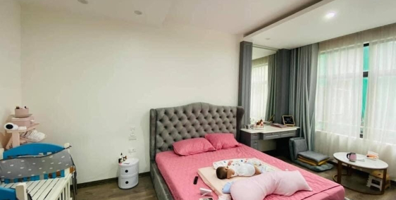 Bán nhà Hòa Minh, Liên Chiểu, ô tô, đang ở còn mới, 97mx3t, nhỉnh 5 tỷ.