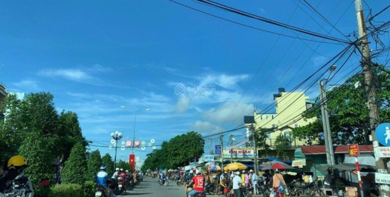 Bán Lô Đất Thổ Cư 100̀% - Mặt Tiền Quốc Lộ - Đối Diện Trường Học ̀530 Triệu