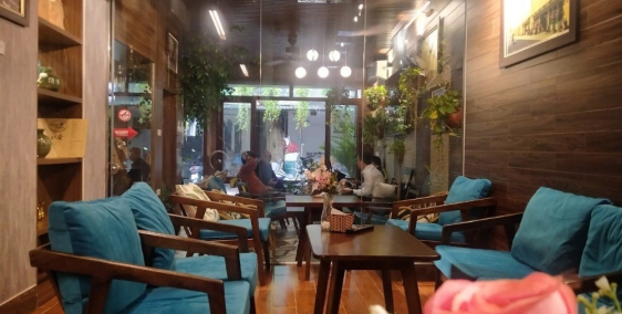 Nhà MẶT PHỐ Tăng Thiết Giáp, Phạm Văn Đồng 70m2, MT6m, VỈA HÈ, KD, 16 tỷ.