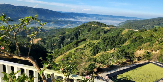 Đất view săn mây thích hợp nghĩ dưỡng hoặc làm du lịch.đã phân nền. View vip