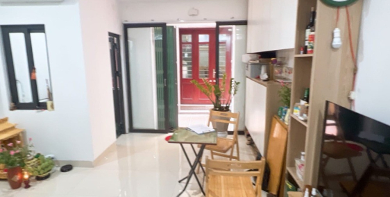 Bán nhà Tập thể tầng 1 ngõ Nguyễn Khánh Toàn Cầu GIấy DT 42m2  mt 4m giá 1 tỷ 20