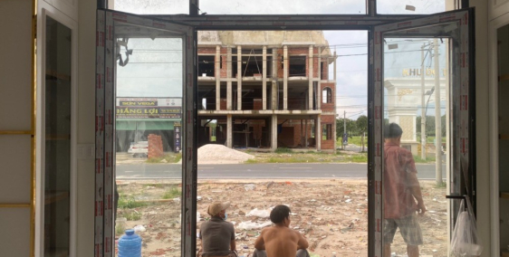 bán nhà mặt tiền đường đại lộ giá ưa đãi