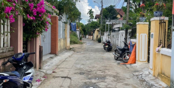 MẶT TIỀN KIỆT 93 ĐẶNG VĂN NGỮ CÁCH ĐƯỜNG CHÍNH 30M NGAY TTTP HUẾ