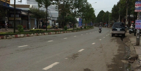 Vở nợ bán gấp lô đất 80m2/860tr đường Lý Văn Sâm  gần mầm non Hoa Sen