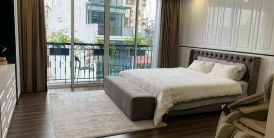 NHÀ TẠI NGUYỄN PHONG SẮC, CẦU GIẤY, OTO ĐI TRÁNH NHAU ẦM ẦM, KHU PHÂN LÔ, ĐẸP.