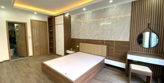 Bán nhà tại An Dương Vương, ô tô cạnh, DT 38m2 xây 5 tầng, nội thất liền tường