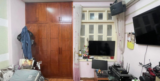 Cực Hiếm Ngàn Năm Chỉ Có Một Căn  Hoàng Cầu DT 50m2 x 6 tầng ,mt 4m nhỉnh 7 tỷ