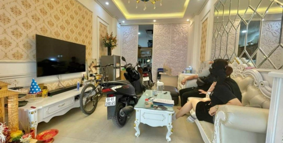 Bán nhà Định Công, 50m x 4 tầng, giá 2.85 tỷ, 0902556333