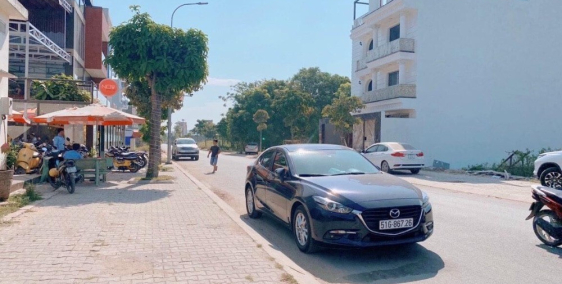 Cần bán đất thổ cư MT Bát Nàn, Q2, SHR, 80m2, XDTD, Giá 2.3 Tỷ