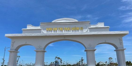 lô góc ngay cổng khu đô thị Trái Diêm 3