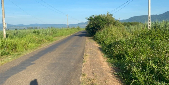 Đất nền thổ cư 100%. Mặt tiền đường nhựa liên huyện.