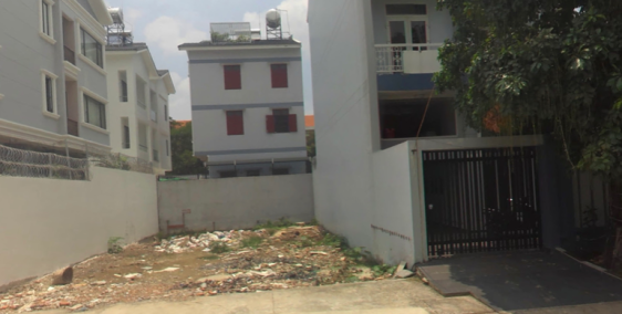 Chính chủ gửi bán lô đất MT đường D5, phường 25, Bình Thạnh, thổ cư, xây tự do.