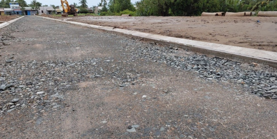 Chính chủ cần bán 2 nền mặt tiền Thị Trấn Thạnh Phú