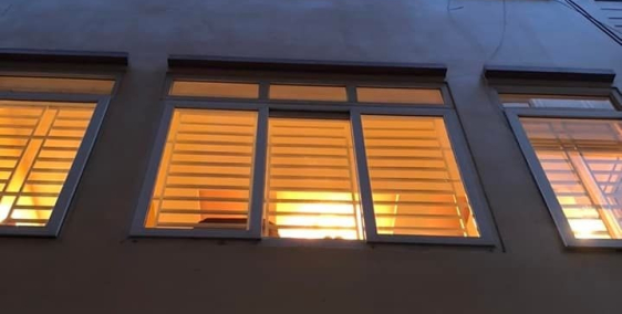 Bán Nhà Phân Lô 5 Tầng Lô Góc Trung Kính Đôi Cầu Giấy 3 Bước Ra Phố 76m2 MT 6.5m