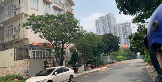 Bán gấp lô đất đẹp KDC Him Lam, nguyễn thị thập, Quận 7, giá 5tỷ5