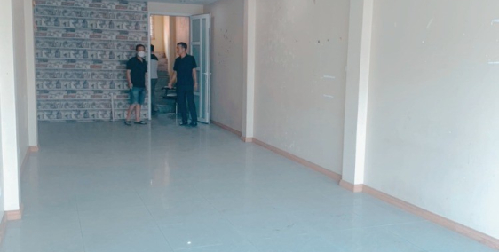 Cho thuê nhà mặt phố Lạc Trung 70m2 6 tầng thông sàn có thang máy Lh 0386380199