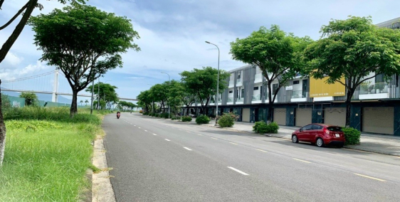 Bán shophouse ngay mặt sông Hàn đường 15m Lê Văn Duyệt