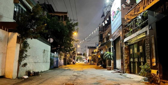 Bán gấp khách sạn 6 tầng Kinh Dương Vương phường 12 Quận 6 giá 12.5 tỷ