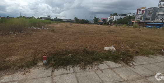 Bán 1000m2 đất vườn trong đó 120m2 thổ cư trung tâm tx Đông Hoà Phú Yên