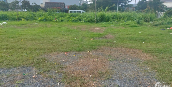 Bán lô đất mặt tiền đường Lê Văn Việt 5x20