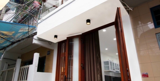 Nhà lầu đẹp hoàn công đường Hùng Vương - phía sau Honda Hồng Đức