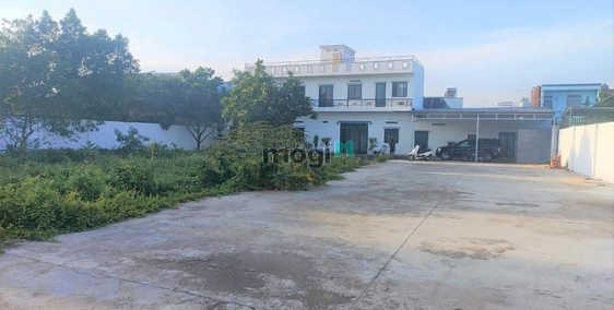 Chính chủ kẹt tiền cần bán gấp 1474m2 thổ cư. Sẵn nhà 7PN vừa xây xong