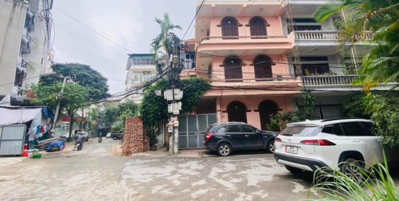 Bán nhà phố Vĩnh Phúc, Ba Đình. Dt 95m2, 3T, MT 5m, Giá 16Ty. KDoanh đỉnh, Ô Tô